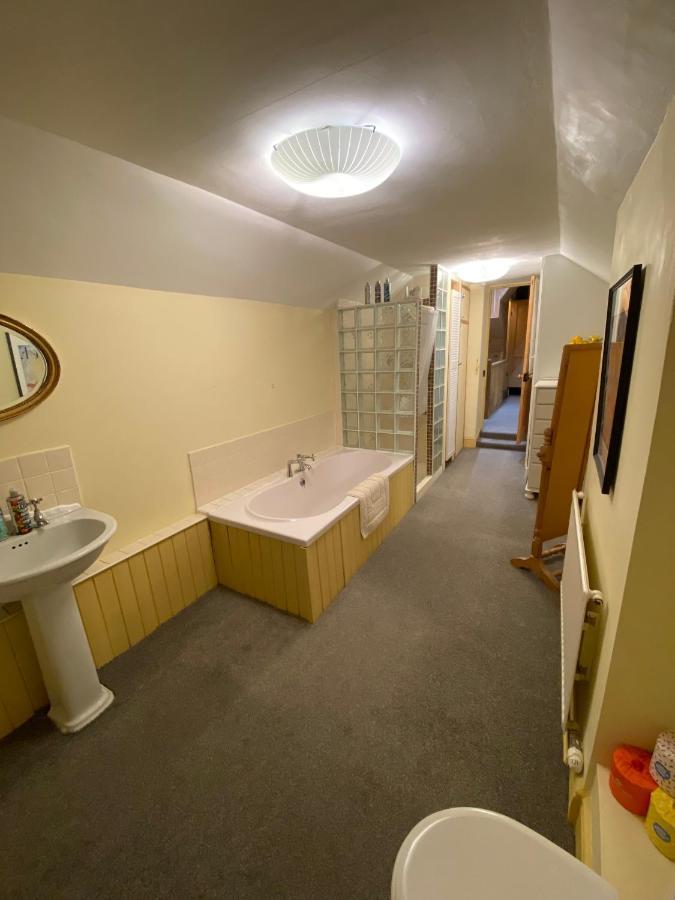 The Dragonfly Bnb, Glastonbury Zewnętrze zdjęcie