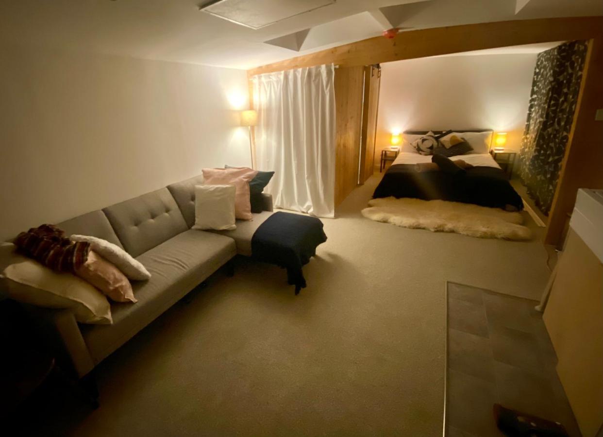 The Dragonfly Bnb, Glastonbury Zewnętrze zdjęcie